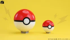 1/4 & 1/1 Scale Poke Ball - Pokemon Resin Statue - Amazing Museum Studio
