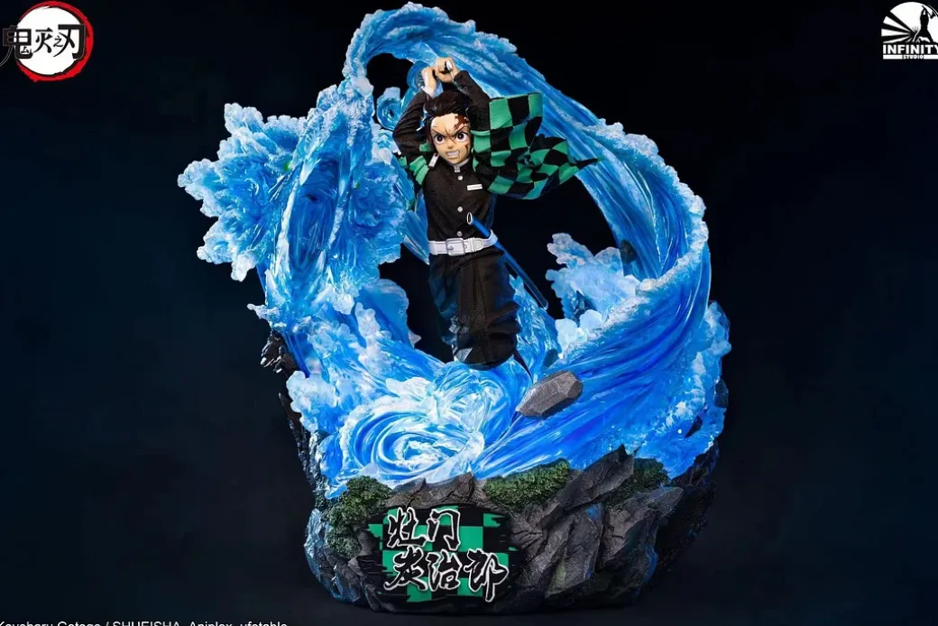 1/4 Scale Kamado Tanjirou with LED - Demon Slayer: Kimetsu no Yaiba Resin Statue - Infinity Studios