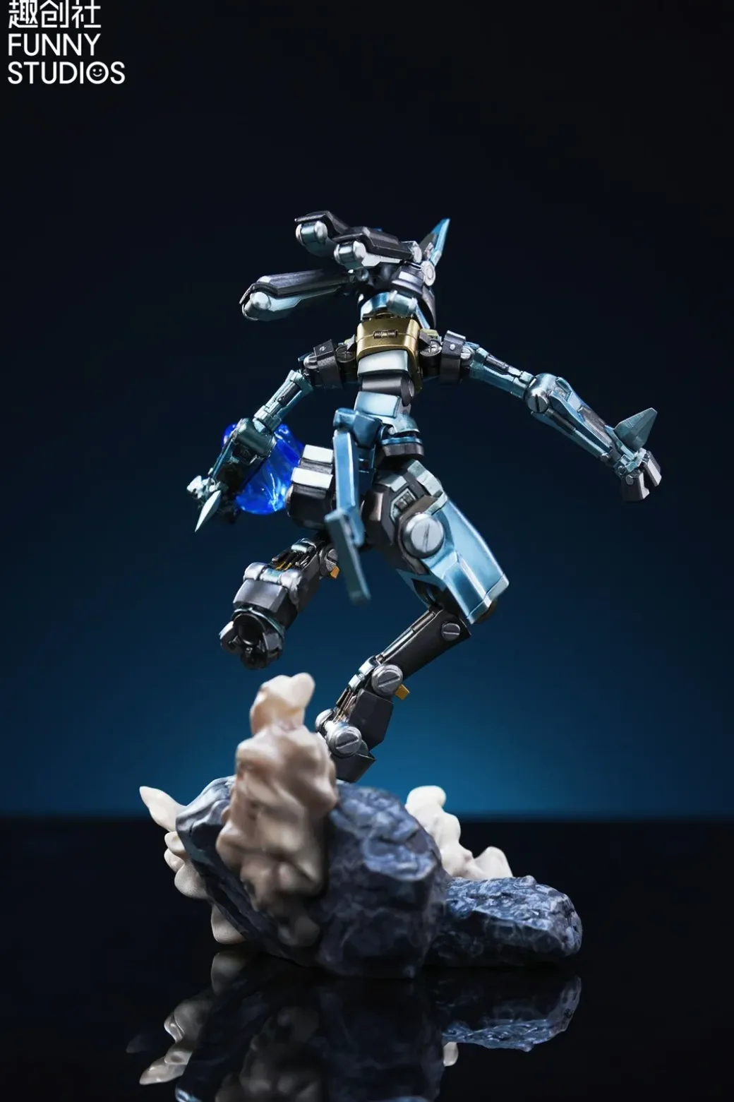 1/8 Scale Machine Lucario - Pokemon Resin Statue - Funny Studios