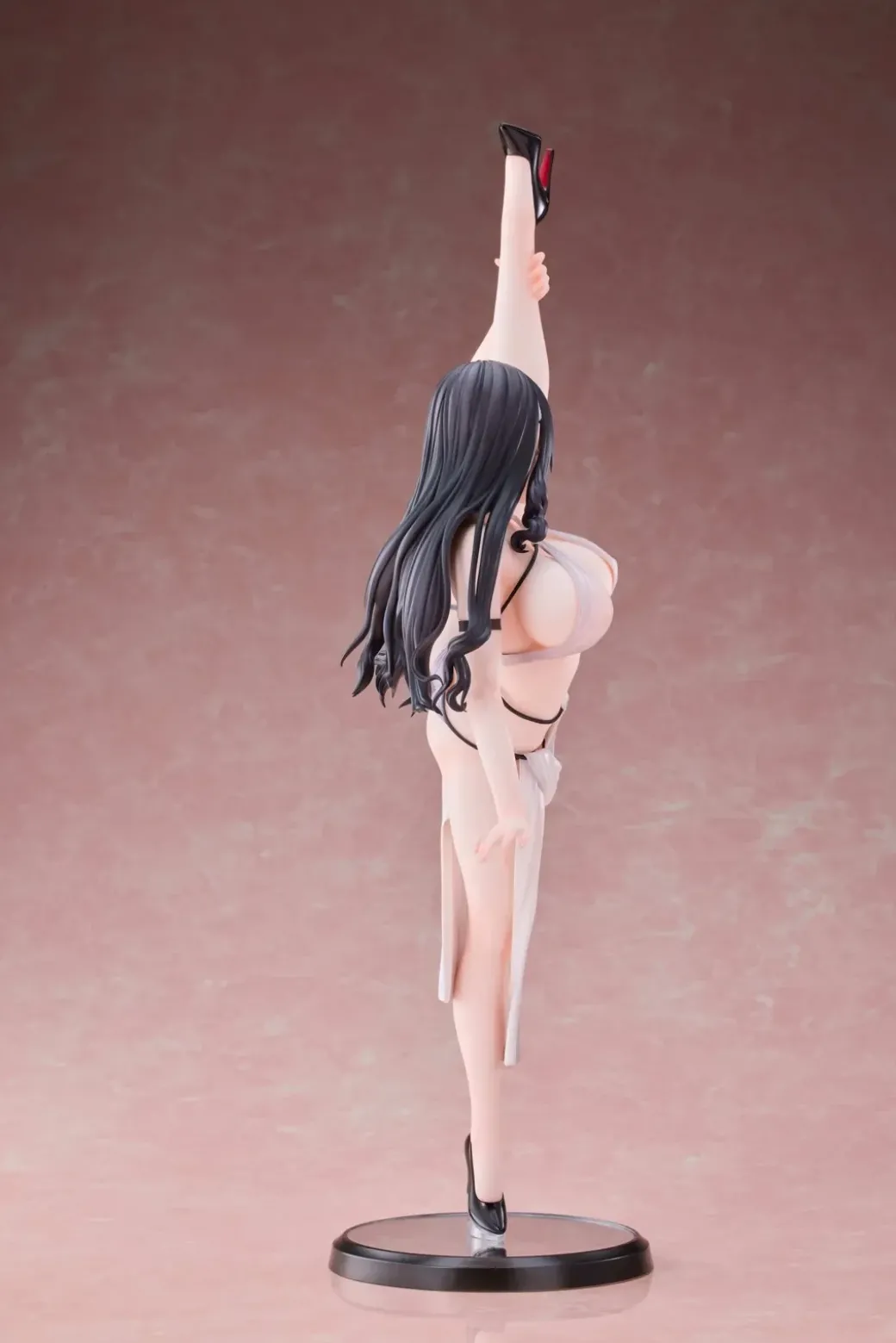 1/4.5 Scale Party Dress Ver. Natsukawa Kuroha - Original Design Official Statue - Otherwhere Studios