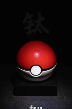 1/1 Scale Poke Ball with LED - Pokemon Statue - DuanZaoJiang Studios