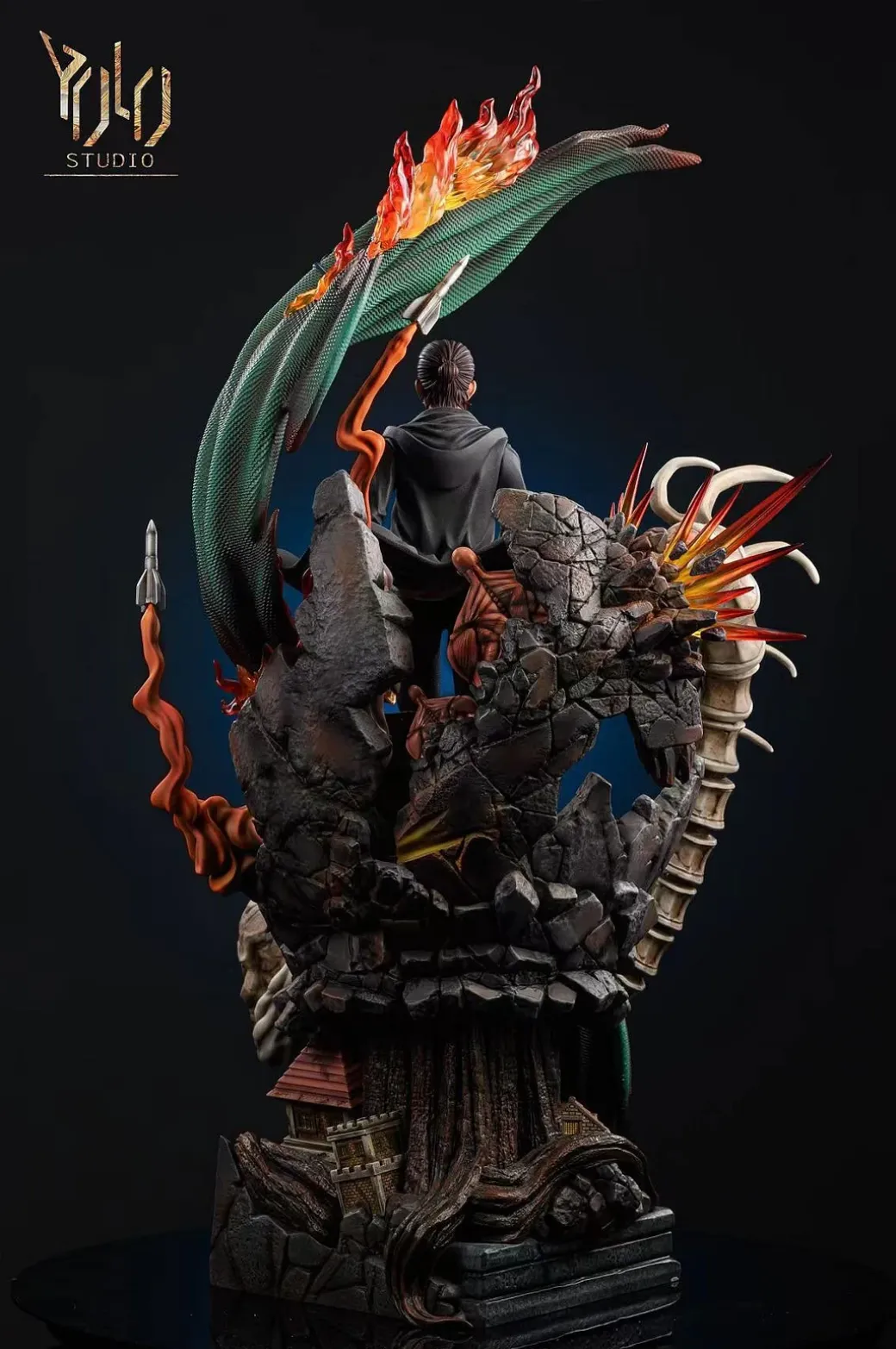 1/6 Scale Rumbling Ver. Eren Yeager - Attack on Titan Resin Statue - YOLO Studios