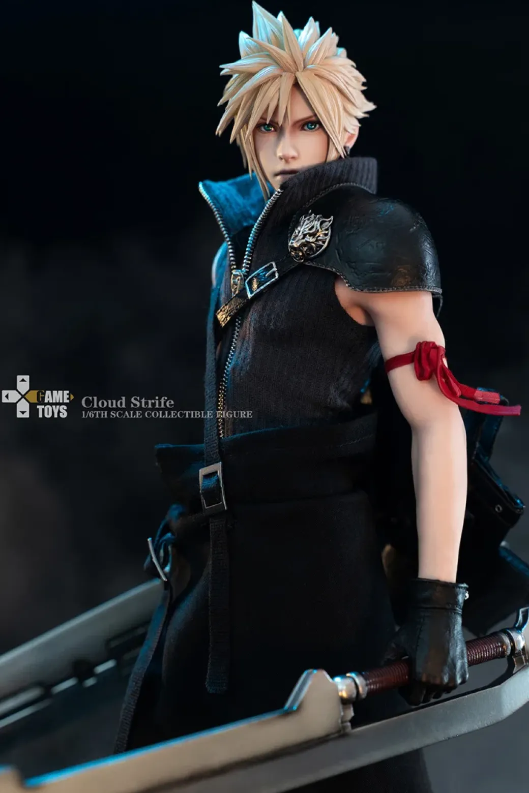 1/6 Scale Sction Figure AC ver. Cloud Strife - (FF7) Final Fantasy VII Statue - GAMETOYS