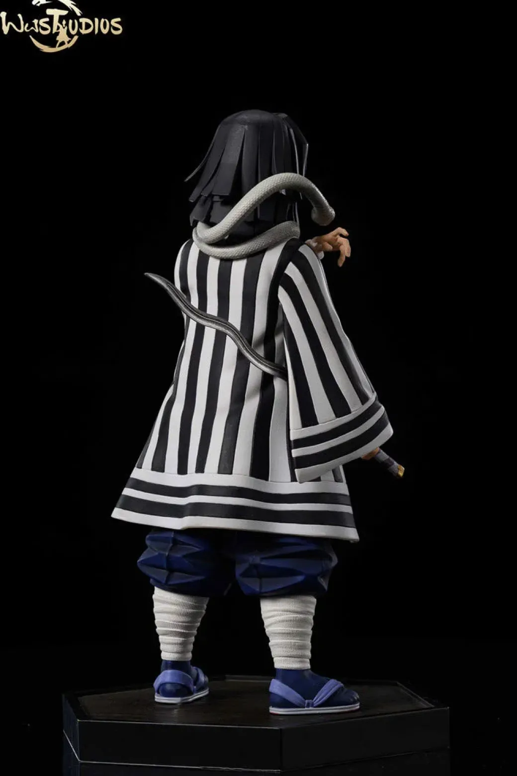 1/7 Scale Serpent Hashira Obanai Iguro - Demon Slayer: Kimetsu No Yaiba Resin Statue - Ww-Studios