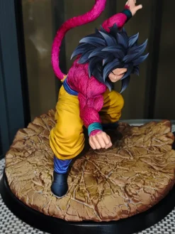1/6 Scale Super Saiyan 4 Son Goku - Dragon Ball Resin Statue - WangJi Studio