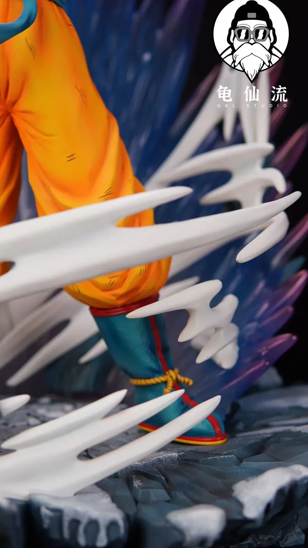 1/4 Scale Super Saiyan Blue Son Goku - Dragon Ball Resin Statue - GXL Studio
