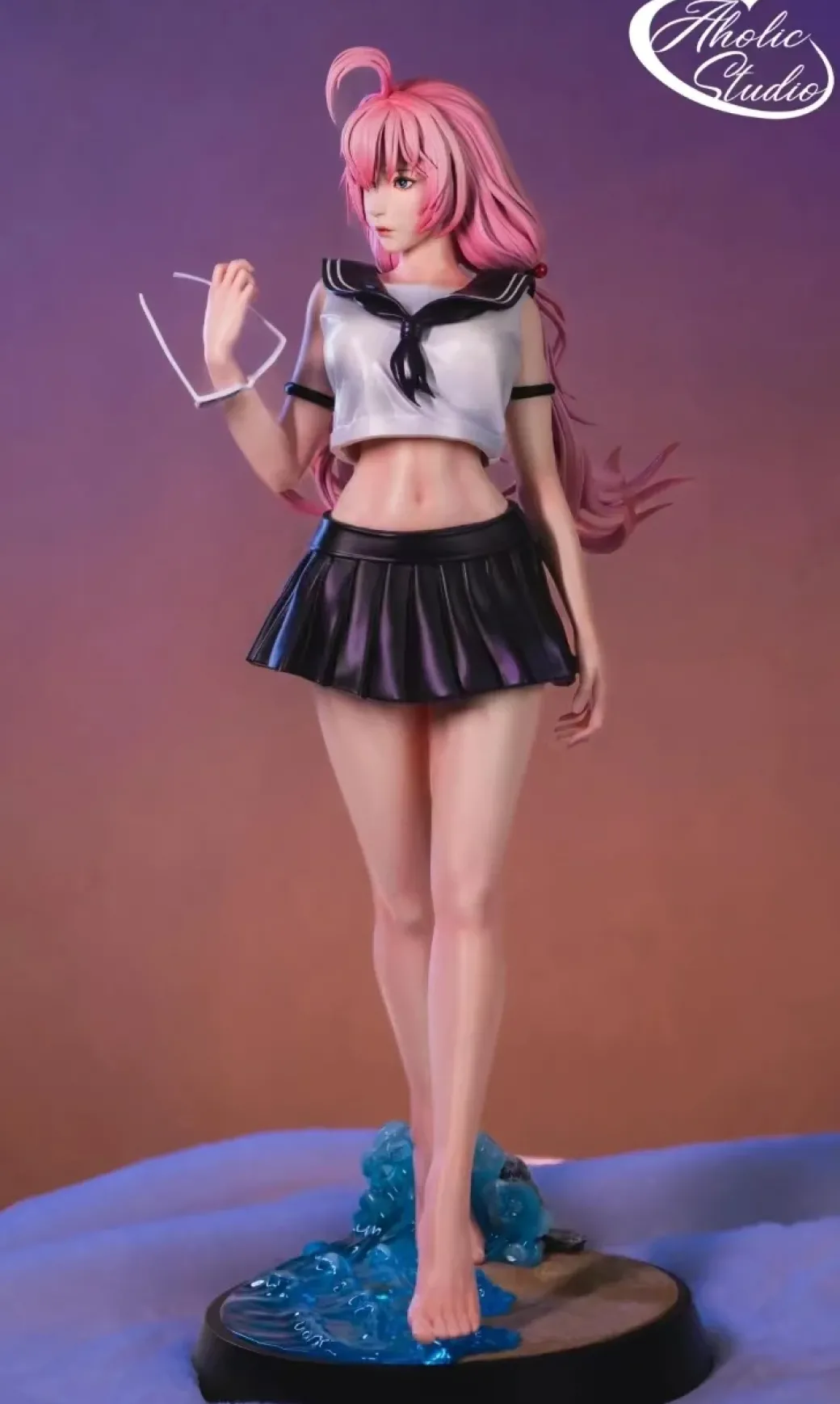 1/4 Scale Takanashi Hoshino - Blue Archive Resin Statue - Aholic Studio