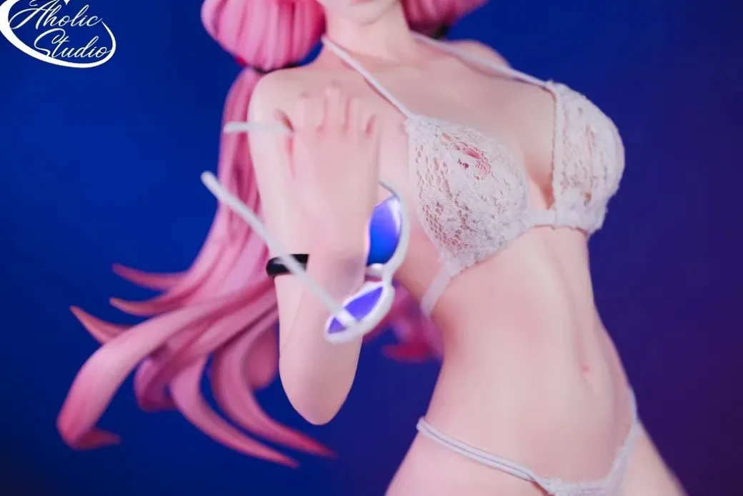 1/4 Scale Takanashi Hoshino - Blue Archive Resin Statue - Aholic Studio