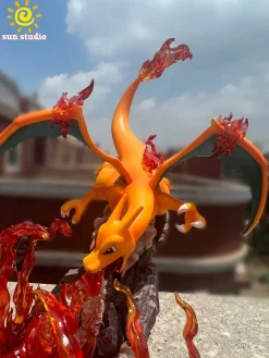 1/20 Scale World Zukan Charizard with LED - Pokemon Resin Statue - sun Studio
