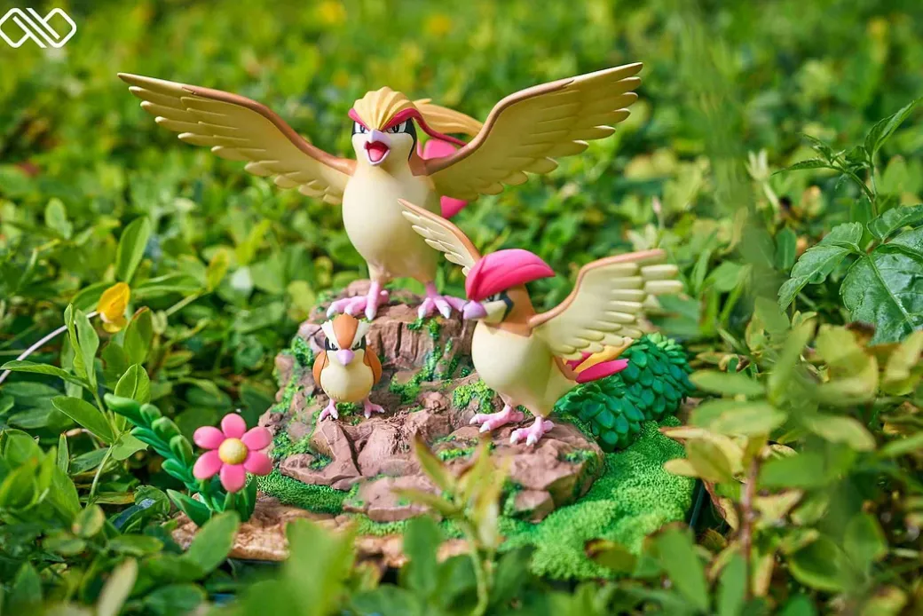 1/20 Scale World Zukan Evolution of Pidgeot Set - Pokemon Resin Statue - Unlimited Studios