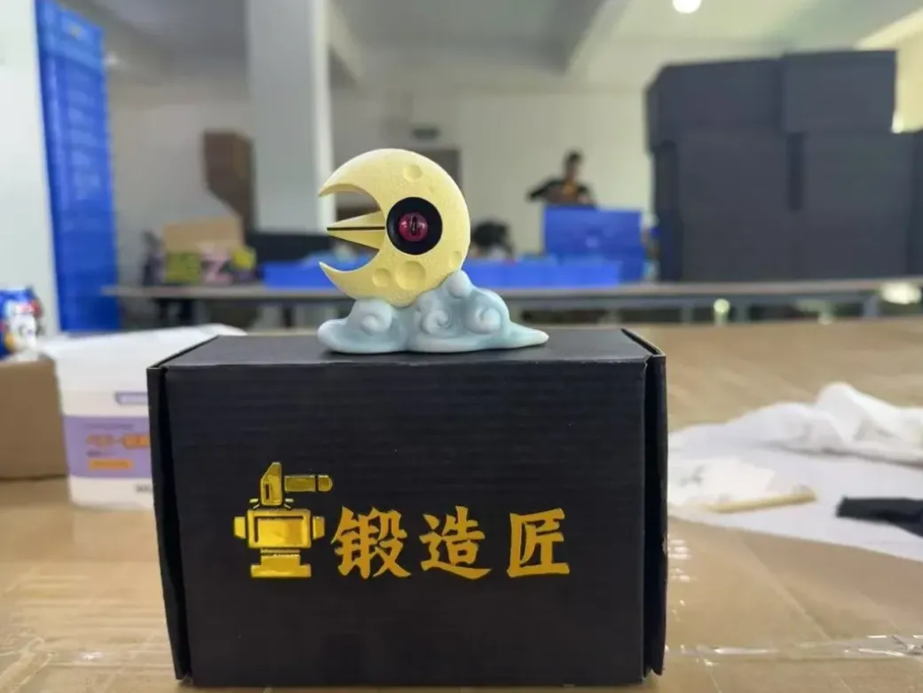 1/20 Scale World Zukan Lunatone & Solrock - Pokemon Statue - DuanZaoJiang Studios