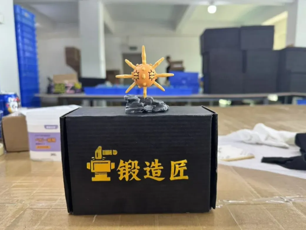 1/20 Scale World Zukan Lunatone & Solrock - Pokemon Statue - DuanZaoJiang Studios