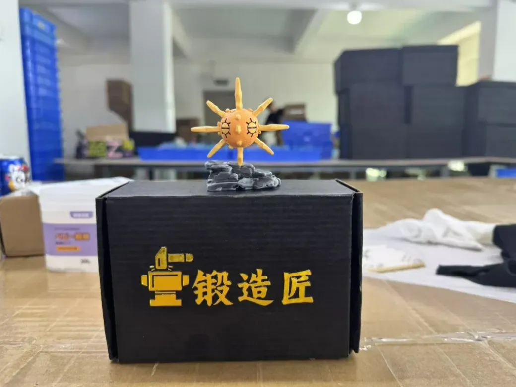 1/20 Scale World Zukan Lunatone & Solrock - Pokemon Statue - DuanZaoJiang Studios