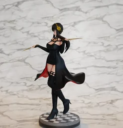 1/7 Scale Yor Forger - SPY X FAMILY Statue - LDX Studios