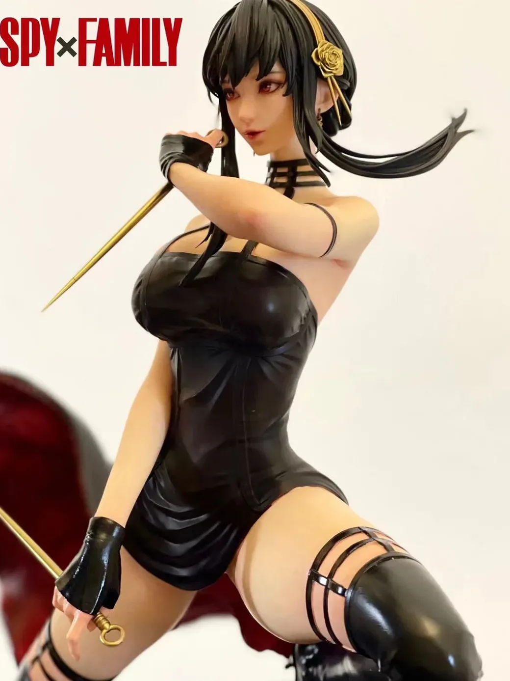 1/4 Scale Yor Forger - SPY X FAMILY Resin Statue - Golden Finger Studio
