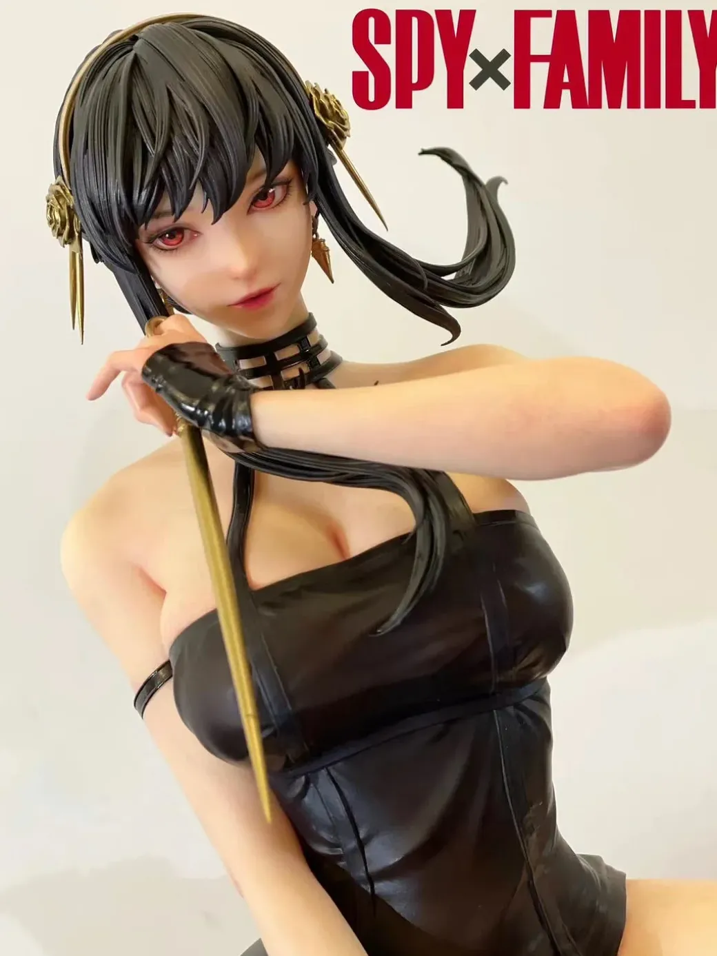 1/4 Scale Yor Forger - SPY X FAMILY Resin Statue - Golden Finger Studio