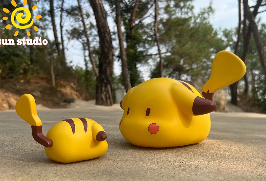 Big & Small Scale Pikachu - Pokemon Resin Statue - sun Studio