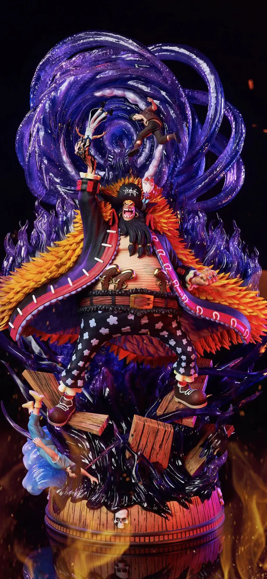 Century Strongest Marshall D. Teach with LED - ONE PIECE Resin Statue - Ferrari Studios