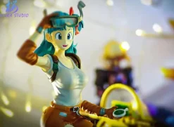Chariot Bulma with LED - Dragon Ball Resin Statue - Sakura Studios