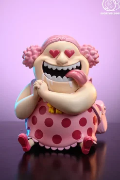 Childhood Big Mom Charlotte Linlin - ONE PIECE Resin Statue - LICKING DOG Studio