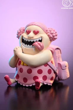 Childhood Big Mom Charlotte Linlin - ONE PIECE Resin Statue - LICKING DOG Studio