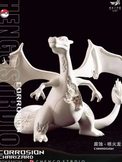 Crystal Pokemon Series Charizard - Pokemon Resin Statue - Chengo Studio