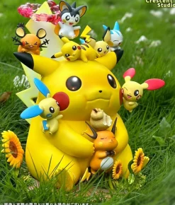 Dynamax Pikachu Family - Pokemon Resin Statue - Crescent-Studios