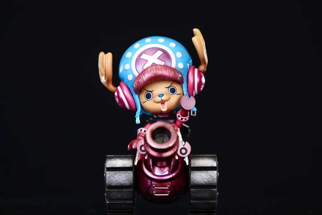 Germa 66 Tank Tony Tony Chopper with LED - ONE PIECE Statue - GG-Studios