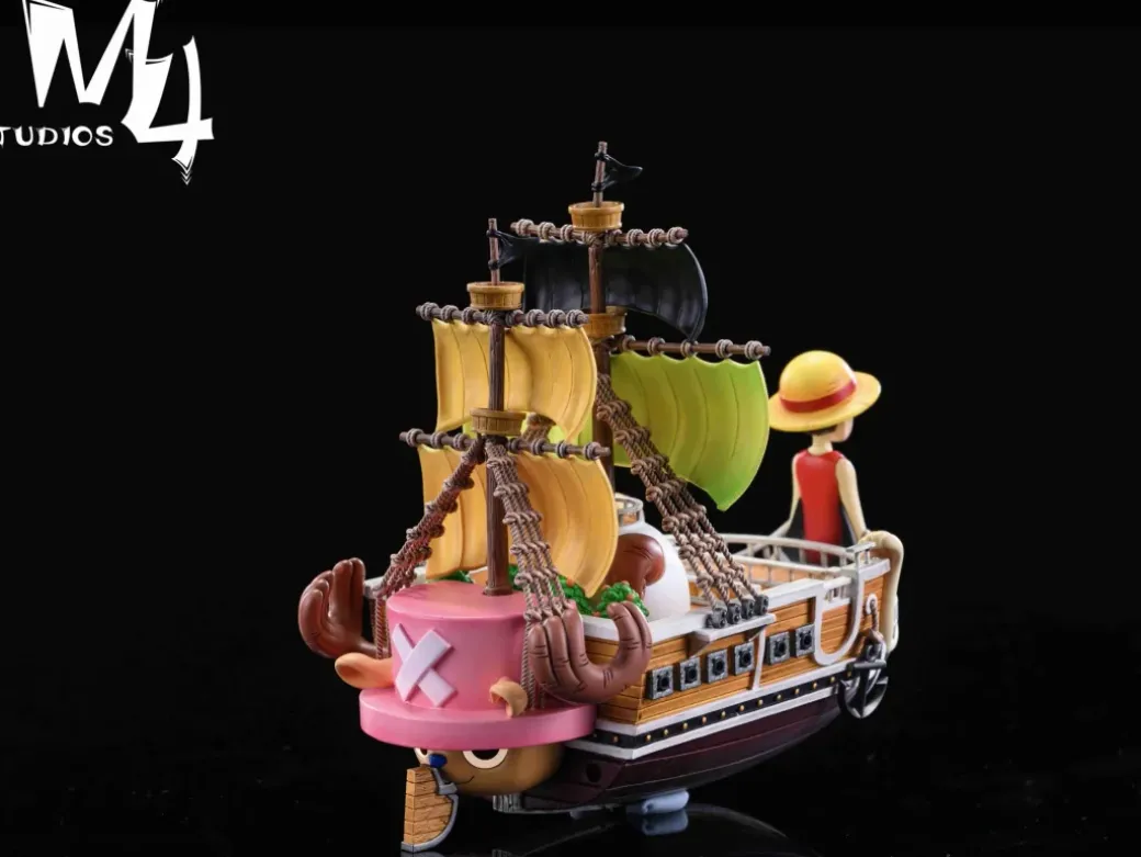 Going Luffy-senpai - ONE PIECE Resin Statue - M4 Studios