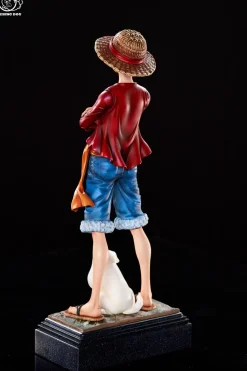 Holding Chest Monkey D. Luffy & Chouchou - ONE PIECE Resin Statue - LICKING DOG Studio