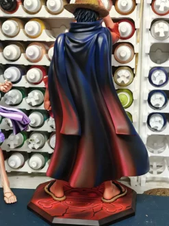 Holding Down Hat Monkey D. Luffy - ONE PIECE Resin Statue - LX-Studios