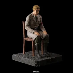 Nine Titans Series Armored Titan & Reiner Braun - Attack On Titan Resin Statue - CHIKARA Studios