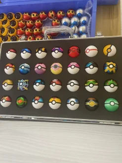 Pokeball 3.0 - Pokemon Resin Statue - The Studio