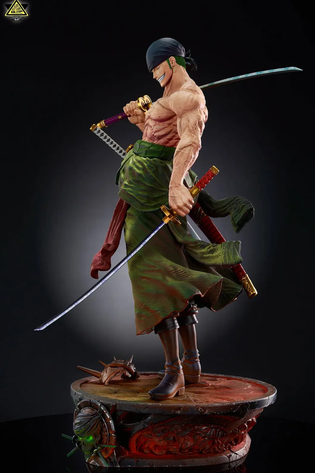 POP & 1/4 Scale Standing Roronoa Zoro - ONE PIECE Resin Statue - Super Bomb Studio