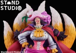 POP Scale Blackbeard Pirates 003 Nine-tailed Fox Form Catarina Devon - ONE PIECE Resin Statue - STAND Studios
