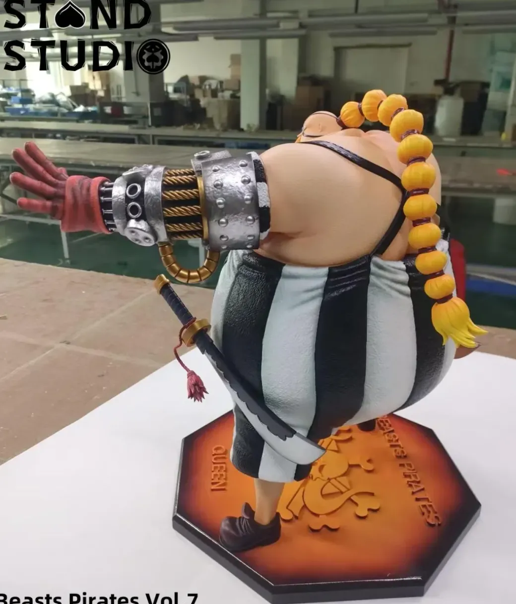 POP Scale Queen - ONE PIECE Resin Statue - STAND Studios