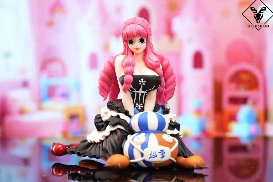 POP Scale Sitting Perona - ONE PIECE Resin Statue - Sheep Studio