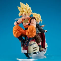 Riding Scooter Son Goku & Son Gohan - Dragon Ball Official Statue - MegaHouse