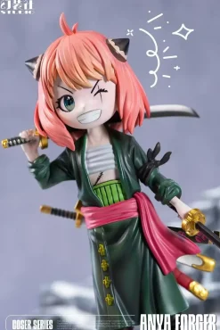 Roronoa Zoro Cosplay Anya Forger - ONE PIECE SPY X FAMILY Resin Statue - HuanZhuangShe Studio