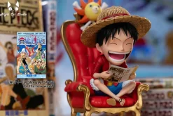 SD Scale Reading Comic Monkey D. Luffy - ONE PIECE Resin Statue - Night Cat Studio