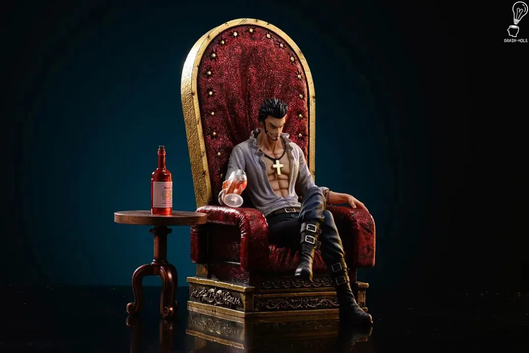 Sitting Dracule Mihawk - ONE PIECE Resin Statue - Brain Hole Studio