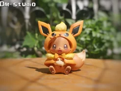 Small & Big Scale Flareon Cosplay Eevee - Pokemon Resin Statue - DM Studios