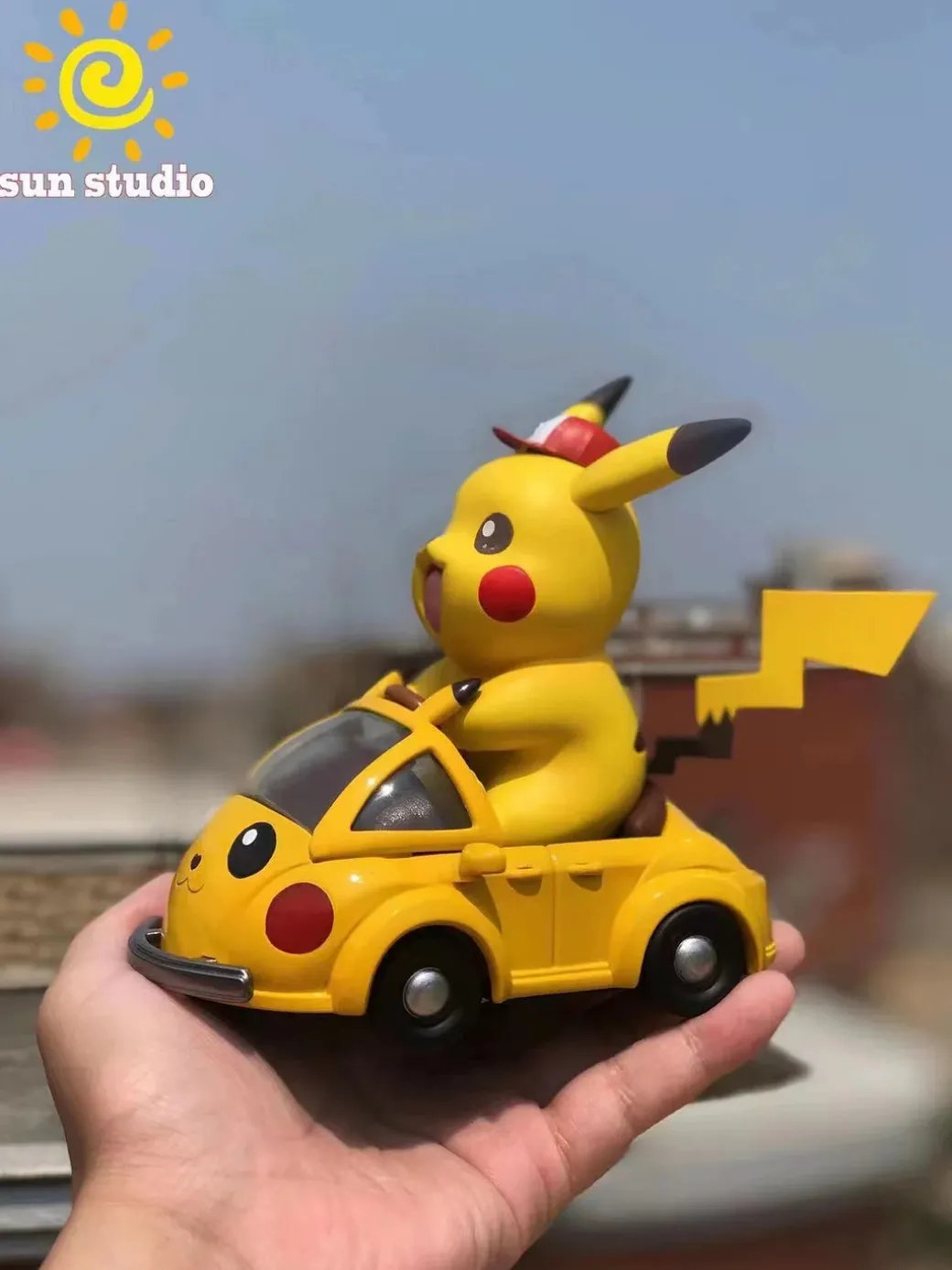 Small & Big Scale Pikachu with Pikachu Car - Pokemon Resin Statue - sun Studio