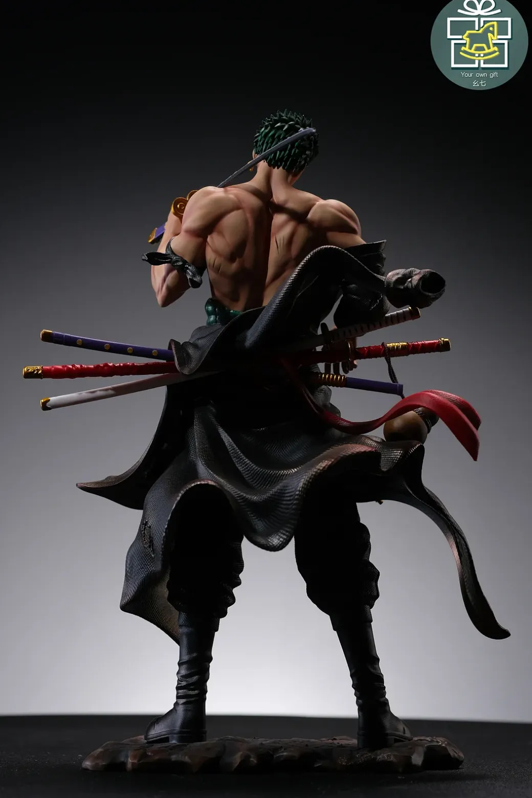 Standing Roronoa Zoro - ONE PIECE Resin Statue - Your Own Gift Studio