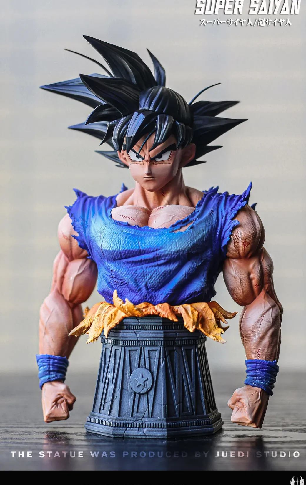 Super Saiyan Son Goku - Dragon Ball Statue - JD Studio