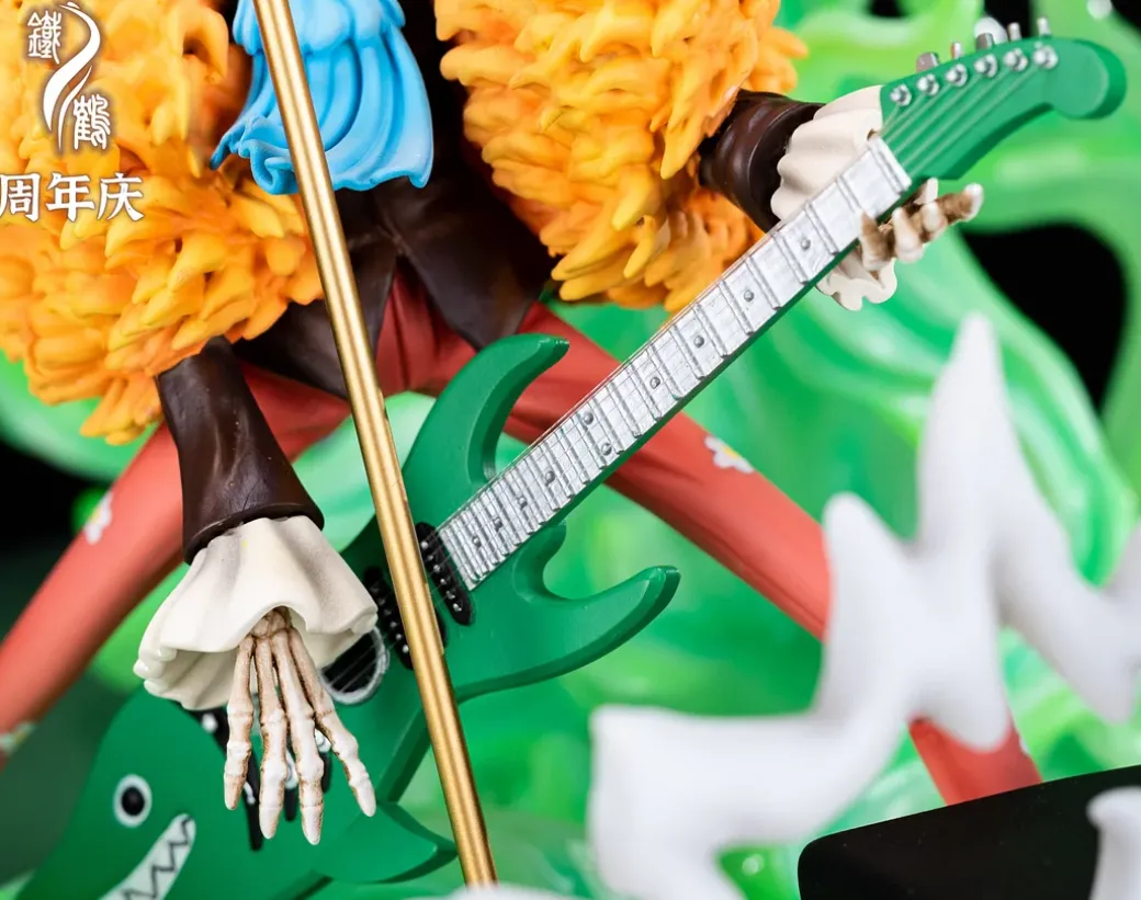 The King of Soul Brook with LED - ONE PIECE Resin Statue - Iron Crane Studios