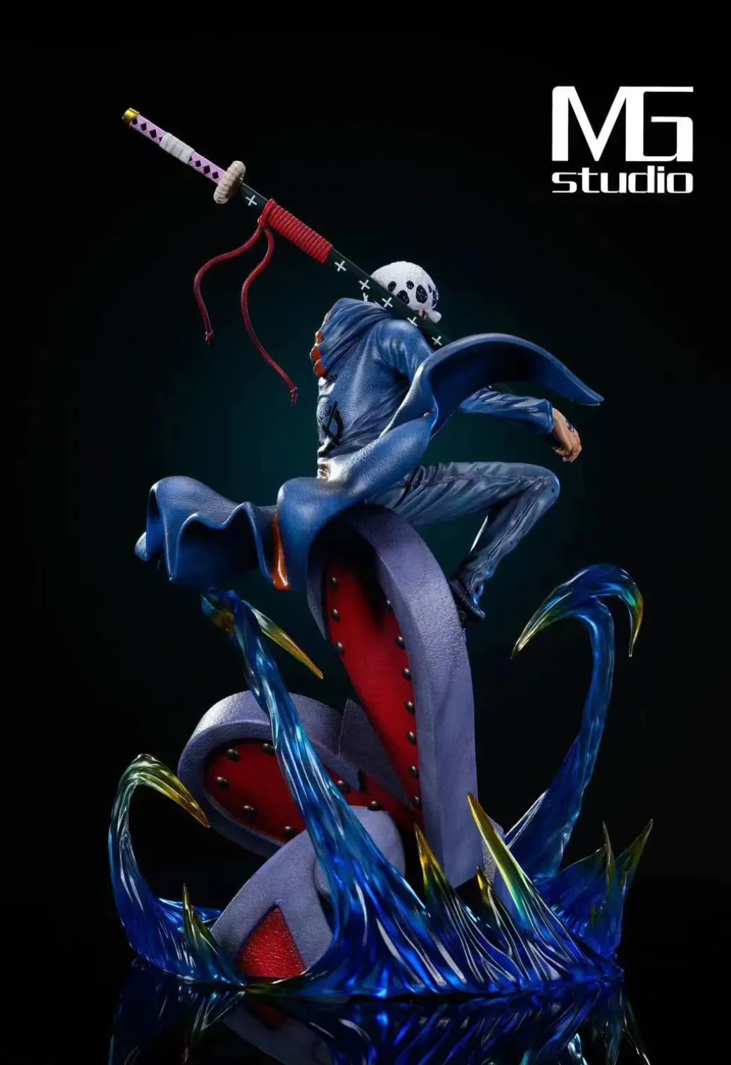 Trafalgar D. Water Law - ONE PIECE Resin Statue - MG-Studio