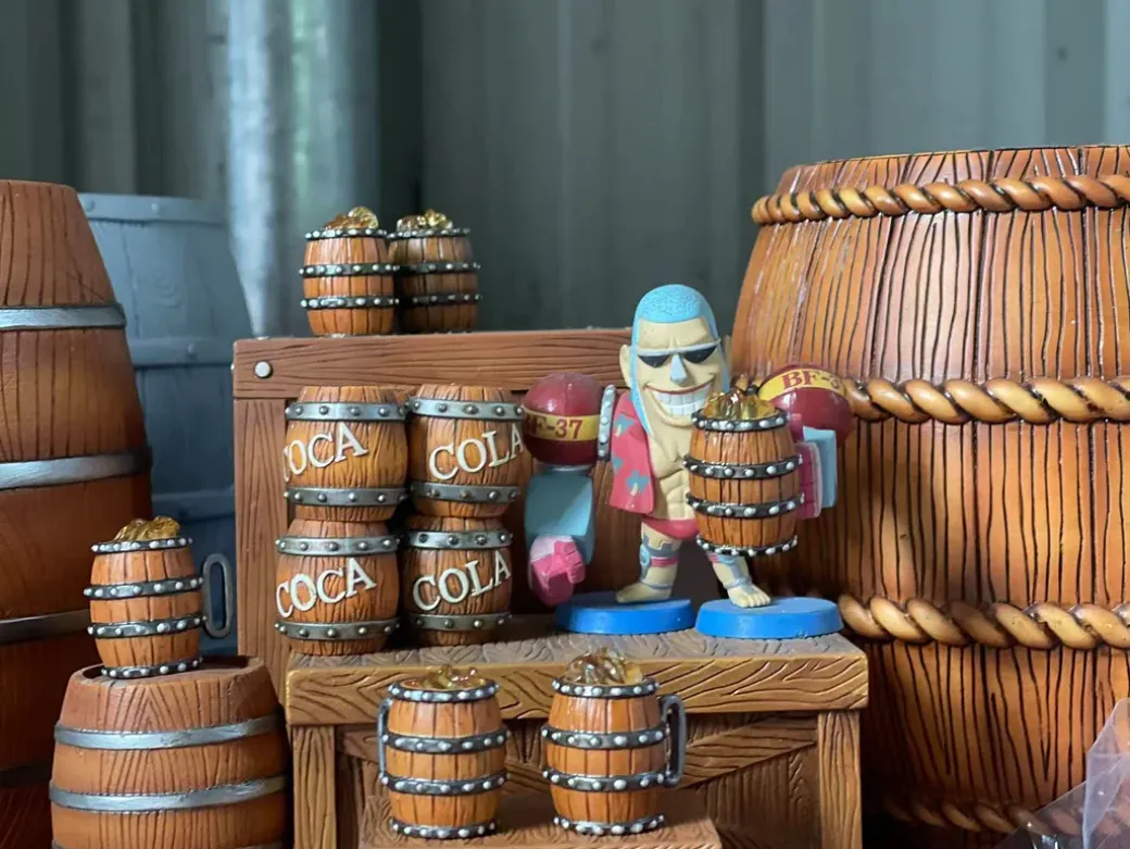 WCF Scale Wine Cup & Cola Barrel - ONE PIECE Resin Statue - PeiJianShouGe Studio