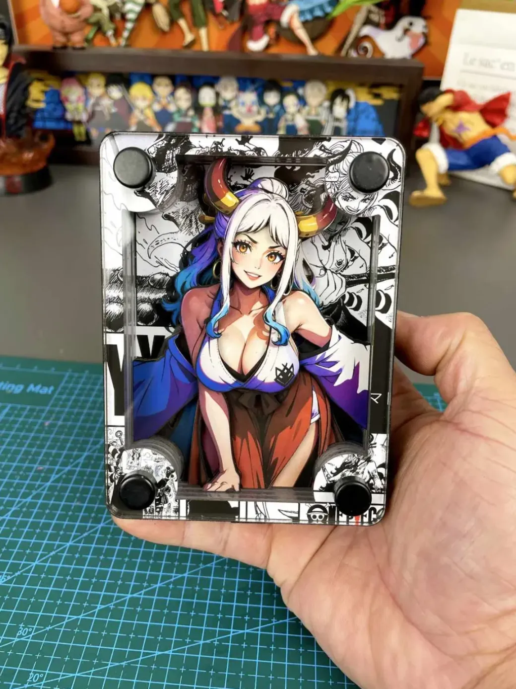 Yamato Card Stand Display - ONE PIECE - momo Studio